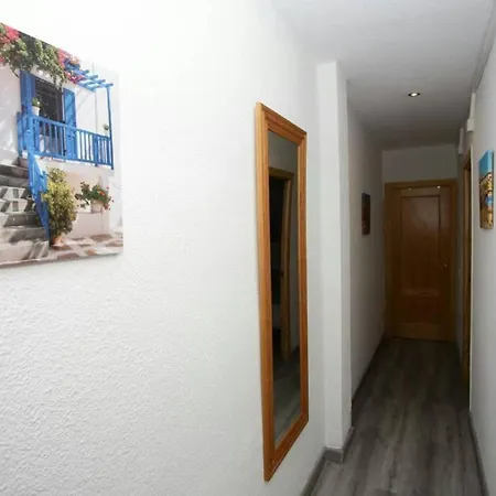 דירה Calle San Basilio - Patios. Aparcamiento Gratis