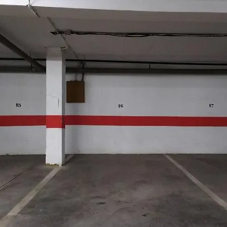 Calle San Basilio - Patios. Aparcamiento Gratis Appartamento