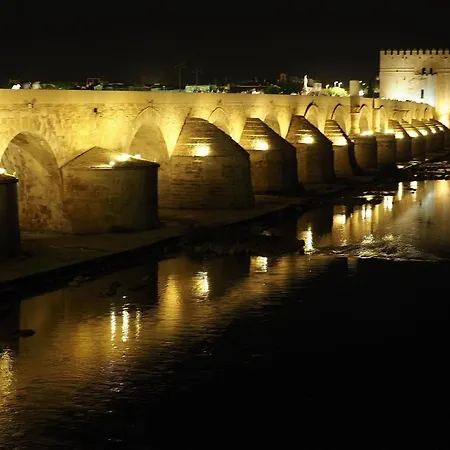 Апартаменти Calle San Basilio - Patios. Aparcamiento Gratis