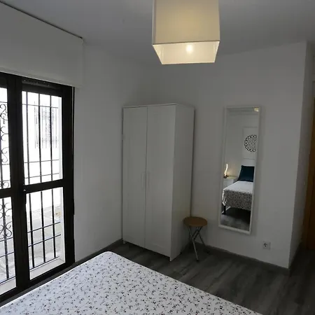 公寓 Calle San Basilio - Patios. Aparcamiento Gratis *